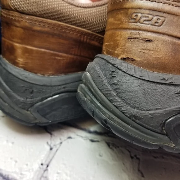 New Balance 928 brown leather walking shoes - Picture 14 of 16